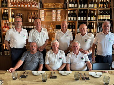 Gruppenbild Herrenmannschaft AK 65 - 1