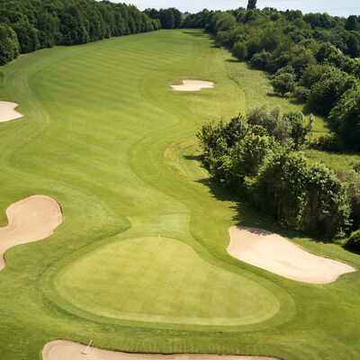 Drohne über Golfplatz Schloß Liebenstein