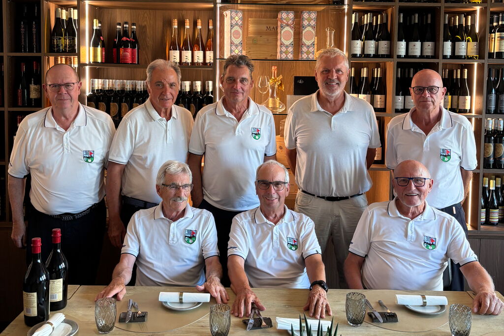 Gruppenbild Herrenmannschaft AK 65 - 2